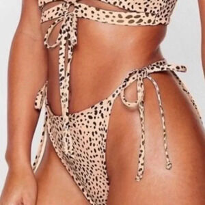 NASTY GAL BLUSH DALMATIAN PRINT “LETS GO TO THE BEACH” TIE BIKINI BOTTOM 10US